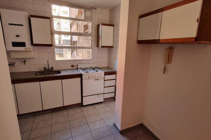 Imagen de Moreno 1200 Piso 3 Dos dormitorios