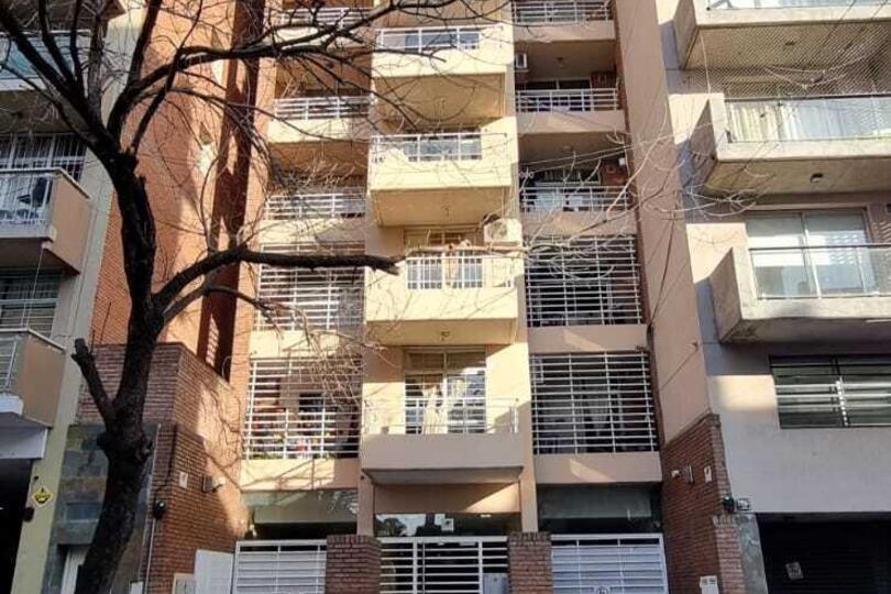 Necochea 2000 Monoambiente Balcón Frente