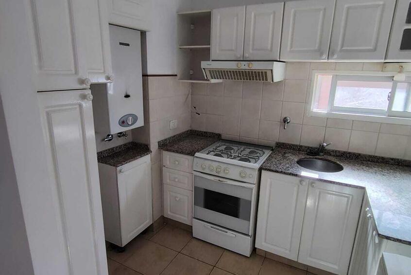 Imagen de Córdoba 2500 10° 1 Dormitorio Con Cochera Imagen de Córdoba 2500 10° 1 Dormitorio Con Cochera