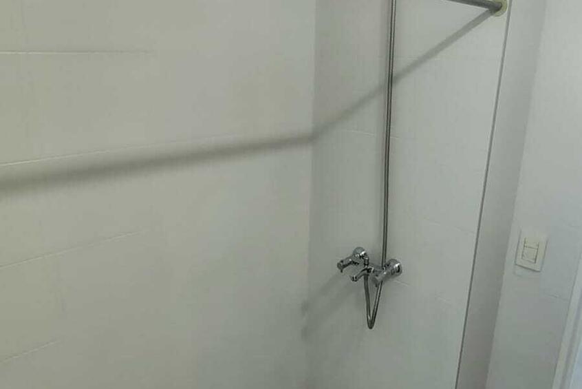 Imagen de Buenos Aires 2235 Monoambiente Al frente Con Balc&oacute;n