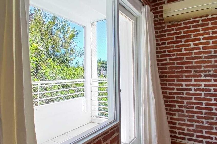 Imagen de Pasco 301 Semipiso 2 Dormitorios Al frente Con Balc&oacute;n