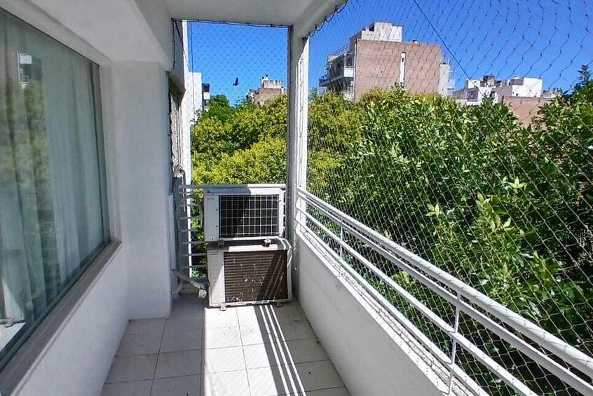 Imagen de Pasco 301 Semipiso 2 Dormitorios Al frente Con Balc&oacute;n