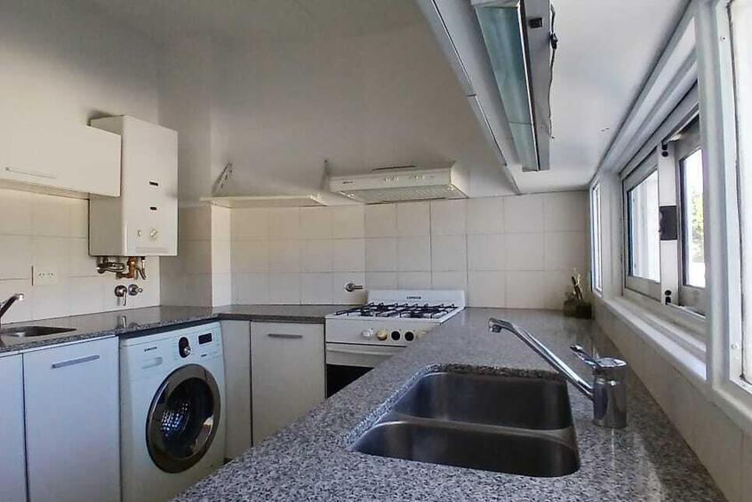 Imagen de Pasco 301 Semipiso 2 Dormitorios Al frente Con Balc&oacute;n