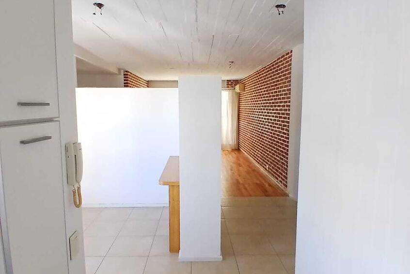 Imagen de Pasco 301 Semipiso 2 Dormitorios Al frente Con Balc&oacute;n