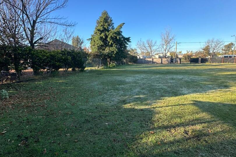Hostal del Sol Terreno Con Quincho 1000 m2
