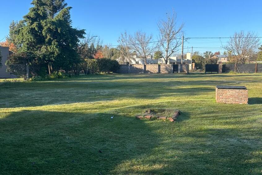 Imagen de Hostal del Sol Terreno Con Quincho 1000 m2 Imagen de Hostal del Sol Terreno Con Quincho 1000 m2